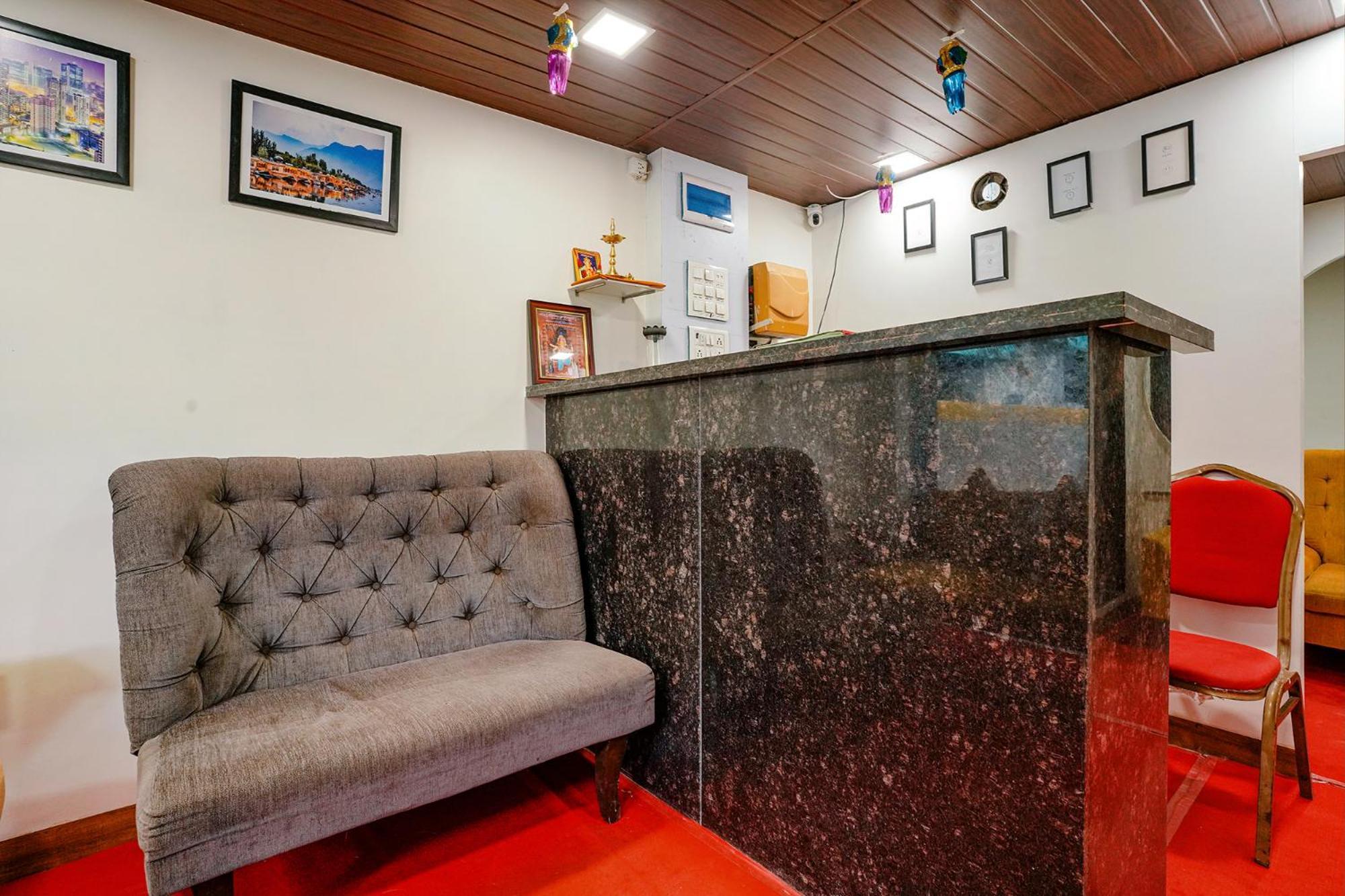 Hotel Bindra Elite ムンバイ エクステリア 写真