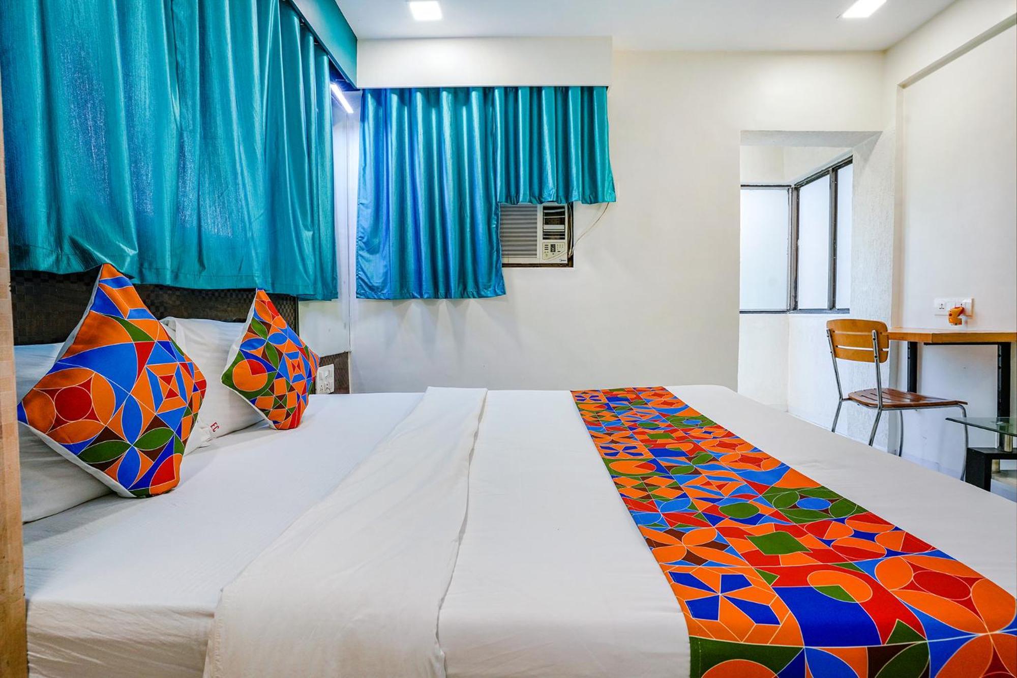 Hotel Bindra Elite ムンバイ エクステリア 写真