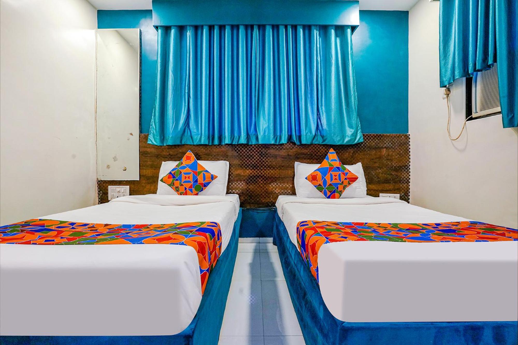 Hotel Bindra Elite ムンバイ エクステリア 写真